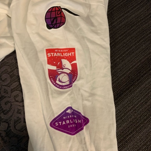 Vintage Ultra Rare Coca Cola Starlight Space 2022 Tee Top T-shirt White … - Picture 12 of 16